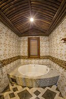 Natural Bungalows Restaurant and Bar