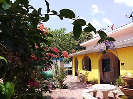 Penny's Home Stay Resort