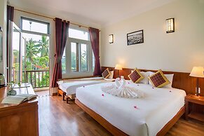 Riverside Oasis Villa