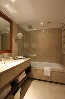 Hotel Du Lac Congress Center & Spa