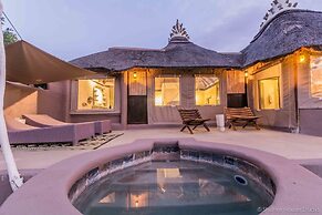 Safari Lodge - Amakhala Game Reserve