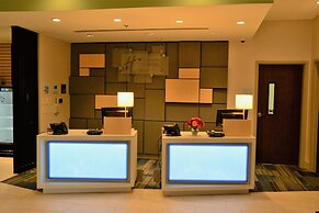 Holiday Inn Express & Suites Lexington Park-California, an IHG Hotel