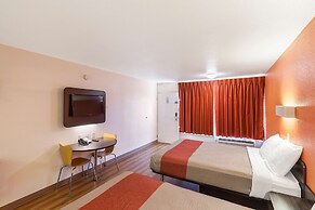 Motel 6 Fort Worth, TX - Stockyards