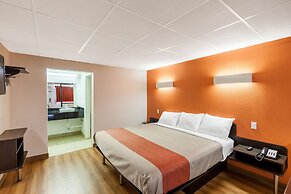 Motel 6 Fort Worth, TX - Stockyards