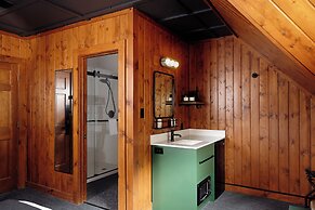 LOGE Glacier National Park