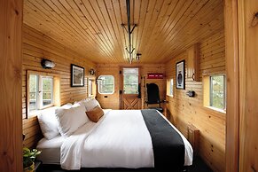 LOGE Glacier National Park