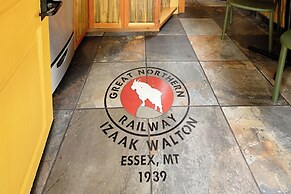 LOGE Glacier National Park