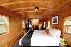 LOGE Glacier National Park