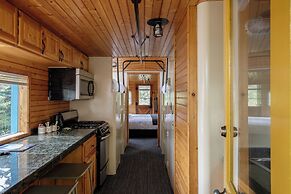 LOGE Glacier National Park