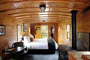 LOGE Glacier National Park