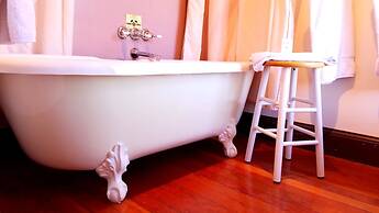 Captain's Inn at Moss Landing