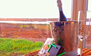 Captain's Inn at Moss Landing