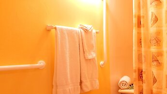 Captain's Inn at Moss Landing