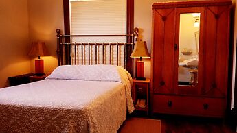 Captain's Inn at Moss Landing