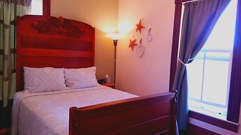 Captain's Inn at Moss Landing