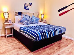 Captain's Inn at Moss Landing