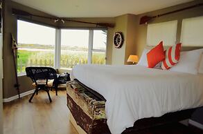 Captain's Inn at Moss Landing