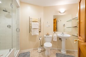 Enchanter Oceanview Suites