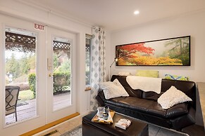 Enchanter Oceanview Suites