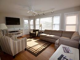 Surf Club Oceanfront Hotel