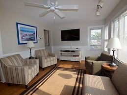 Surf Club Oceanfront Hotel