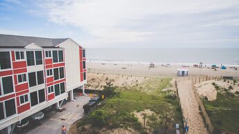 Surf Club Oceanfront Hotel