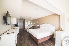 Surf Club Oceanfront Hotel