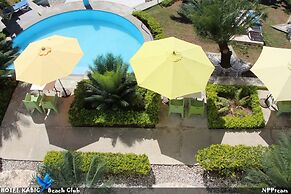 Hotel Kabic Beach Club