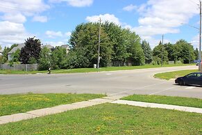 Boardwalk Homes - Executive Townhomes