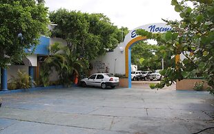 Hotel Suites Elia Noemi