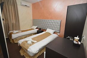 New Metropole Hotel