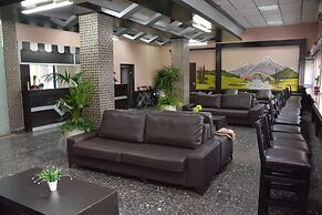 New Metropole Hotel
