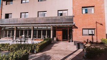 Casa Campus Pilar Suites