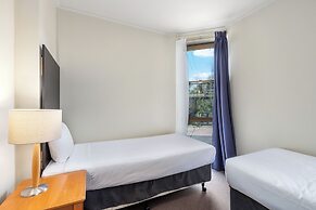 Knox International Hotel & Apartments