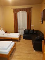 Karin Hotel