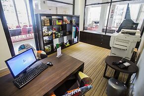 Padjadjaran Suites Resort & Convention