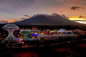 Padjadjaran Suites Resort & Convention