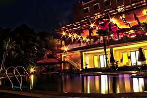 Padjadjaran Suites Resort & Convention