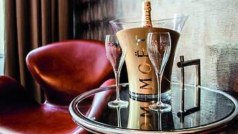 Amosa Liège City Centre Hotel