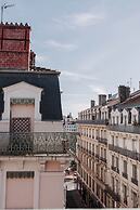 Globe et Cecil Hôtel