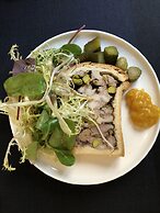 Globe et Cecil Hôtel