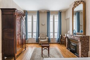 Globe et Cecil Hôtel