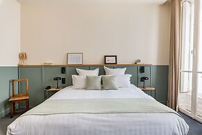 Globe et Cecil Hôtel