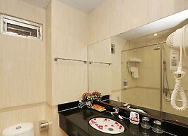 Hanoi Golden Charm Hotel