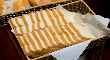 Hanoi Golden Charm Hotel