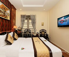 Hanoi Golden Charm Hotel