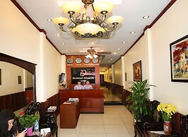 Hanoi Golden Charm Hotel