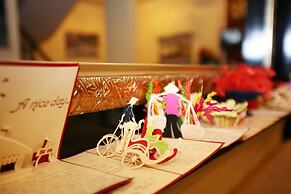 Hanoi Golden Charm Hotel