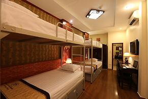 Hanoi Golden Charm Hotel