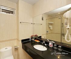 Hanoi Golden Charm Hotel